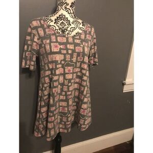 Lularoe size S small perfect t shirt Gray pink Cameras